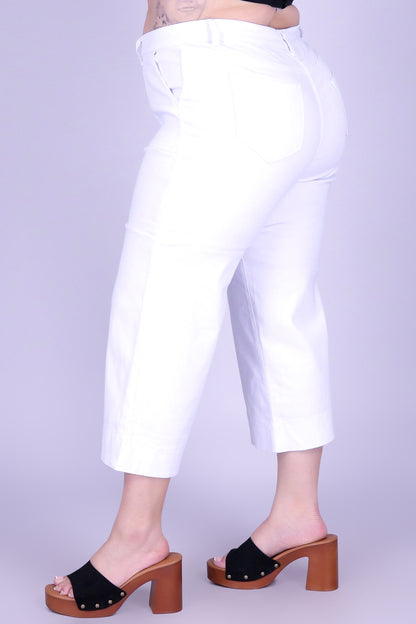 SHORLINE CAPRI'S