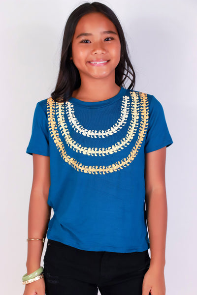Jeans Warehouse Hawaii - S/S PRINT 7-16 - PUAKENIKENI 3 STRAND LEI TEE | KIDS SIZE 7-16 | By LUZ