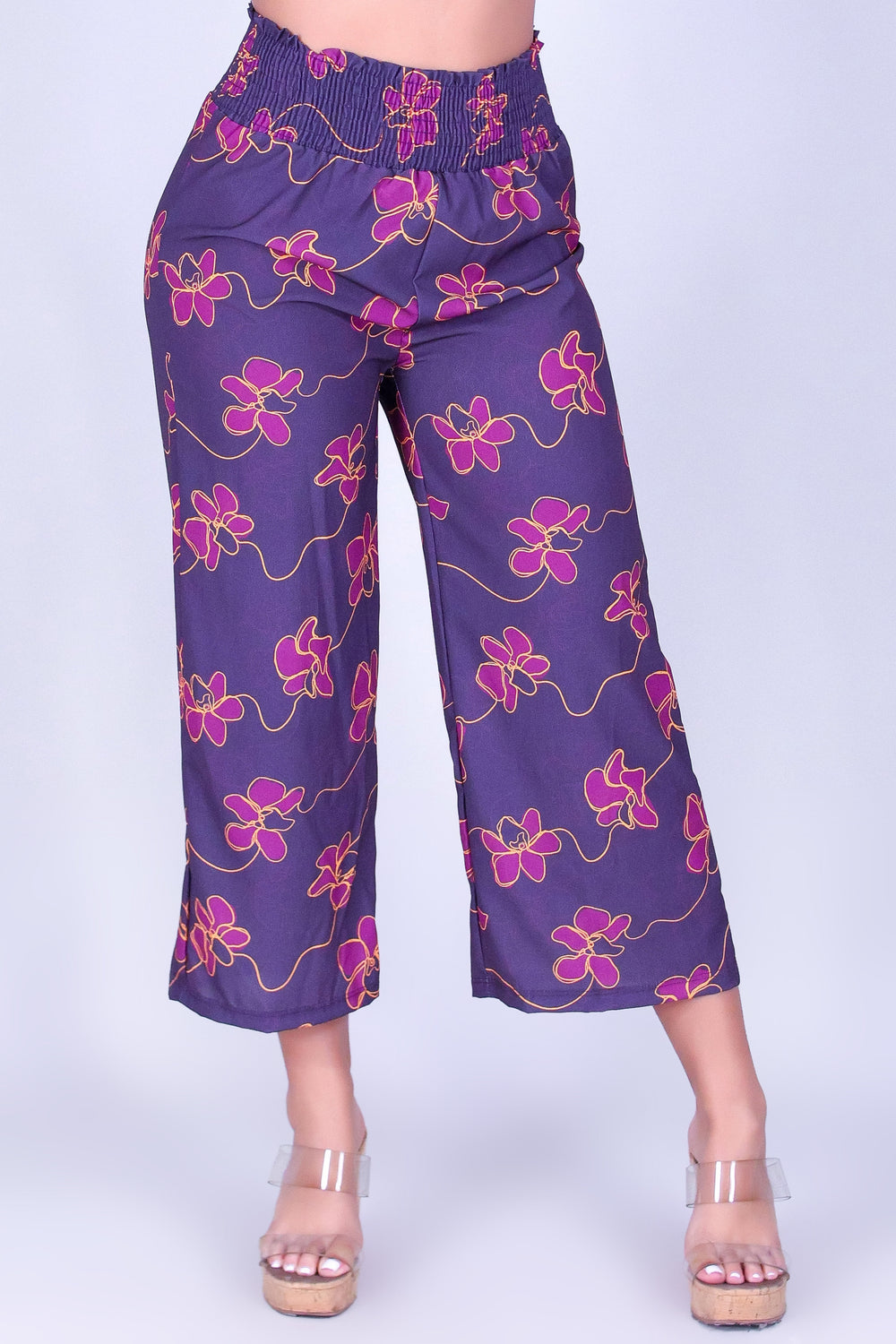 ORCHID LINE SMOCKED WAIST CAPRI'S – Jeans Warehouse