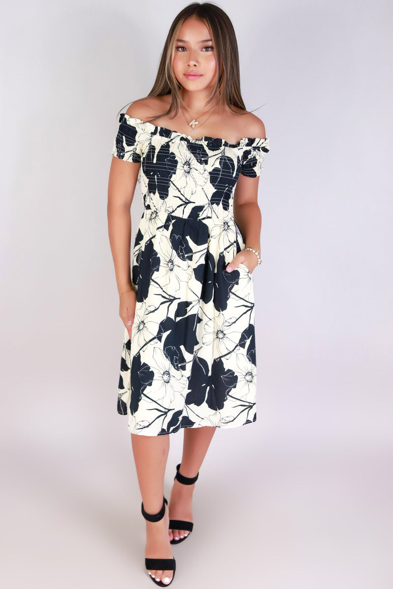 Jeans Warehouse Hawaii - SLEEVE SHORT PRINT DRESSES - FLORAL MOOD OFF SHOULDER DRESS | By I JOAH
