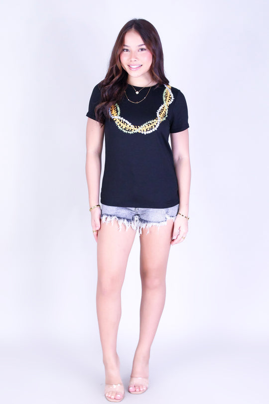 INTERTWINED LEI TEE
