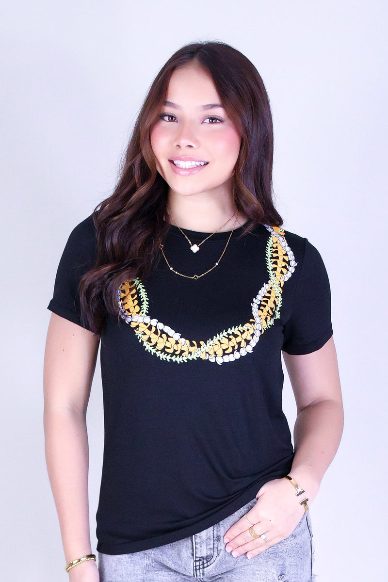 INTERTWINED LEI TEE
