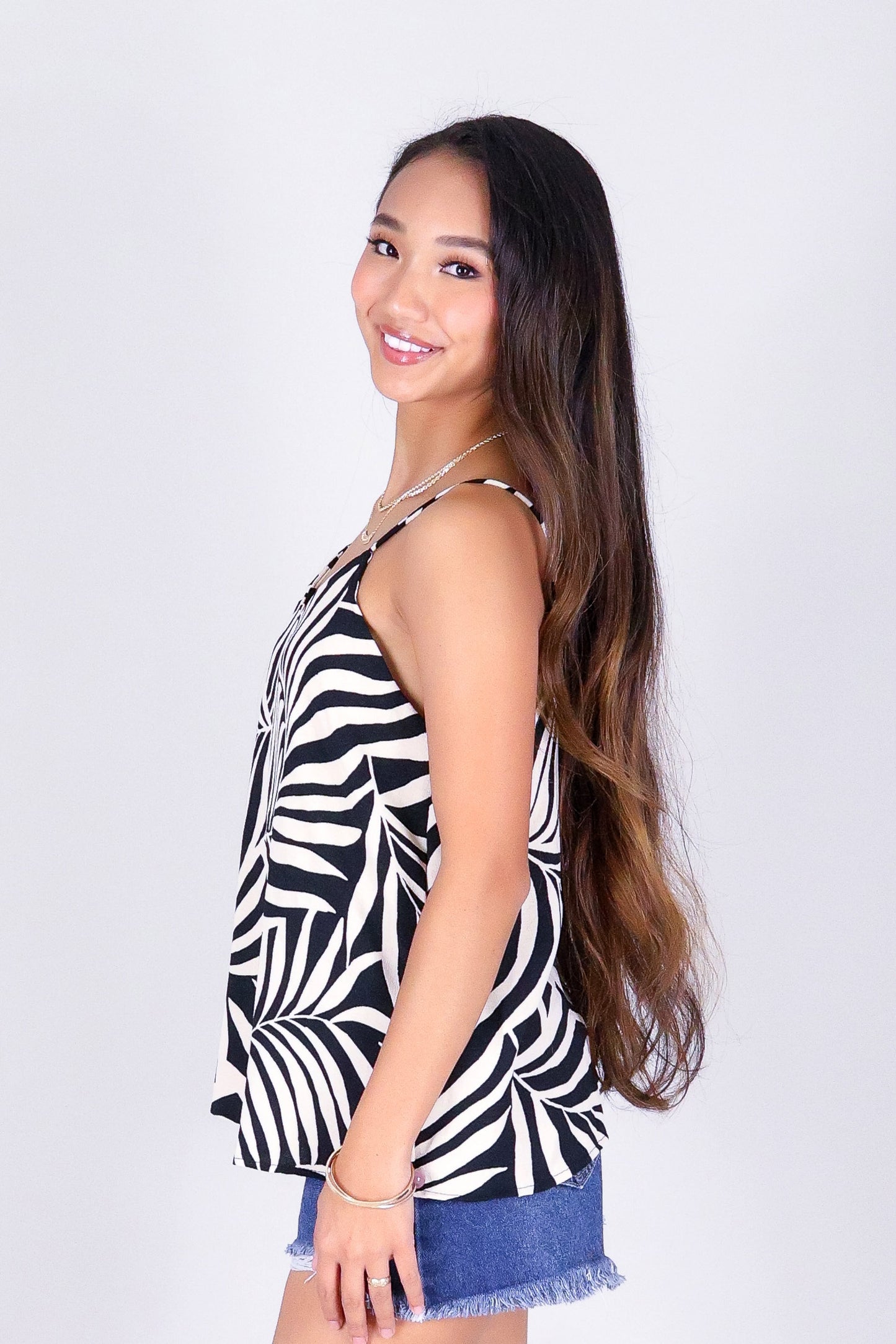 LEAF BREEZE TOP