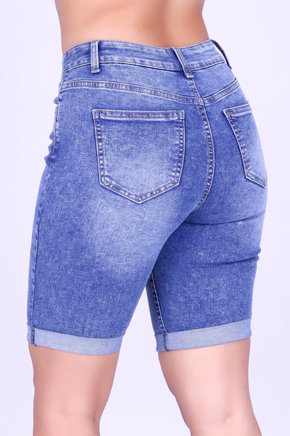 ON THE GO DENIM BERMUDA
