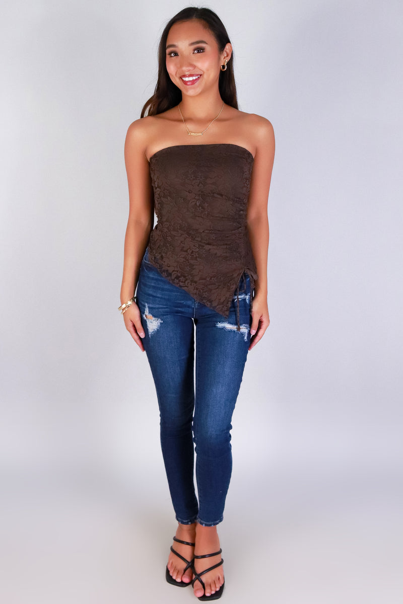 Jeans Warehouse Hawaii - SL CASUAL SOLID - PRETTY IN LACE TUBE TOP | By ALMOST FAMOUS