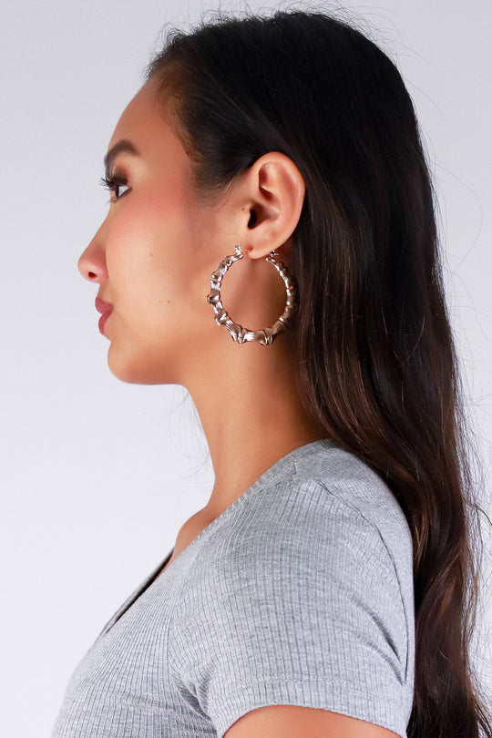 MEDIUM SIZED BAMBOO HOOP EARRINGS