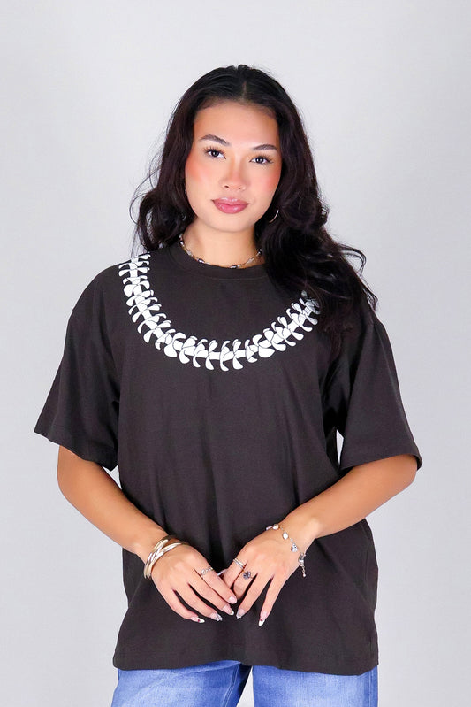 PUAKENIKENI OVERSIZED TEE