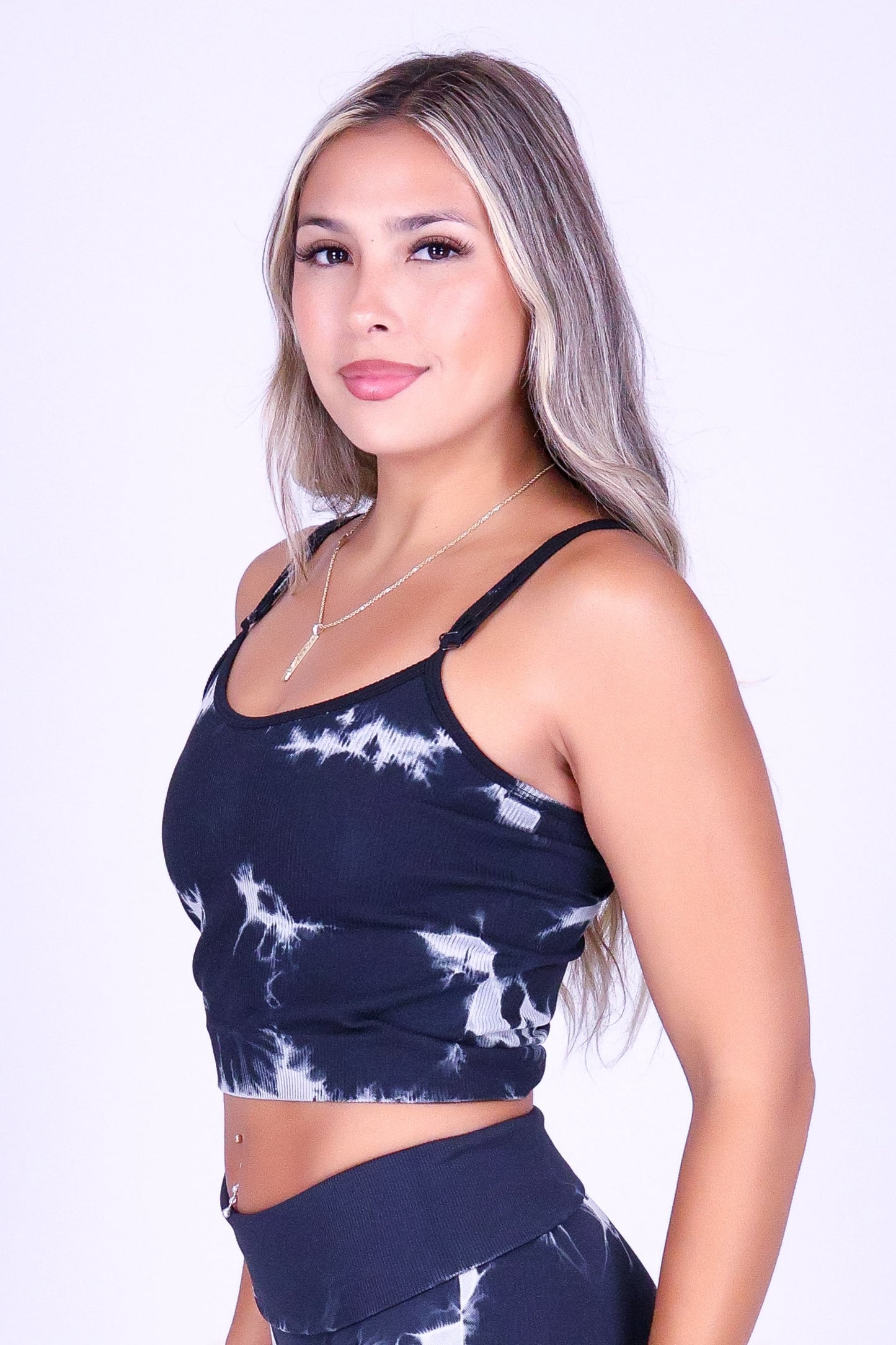 NO LIMIT TOP