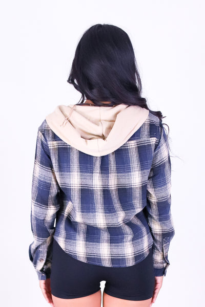 PLAID CHARM TOP