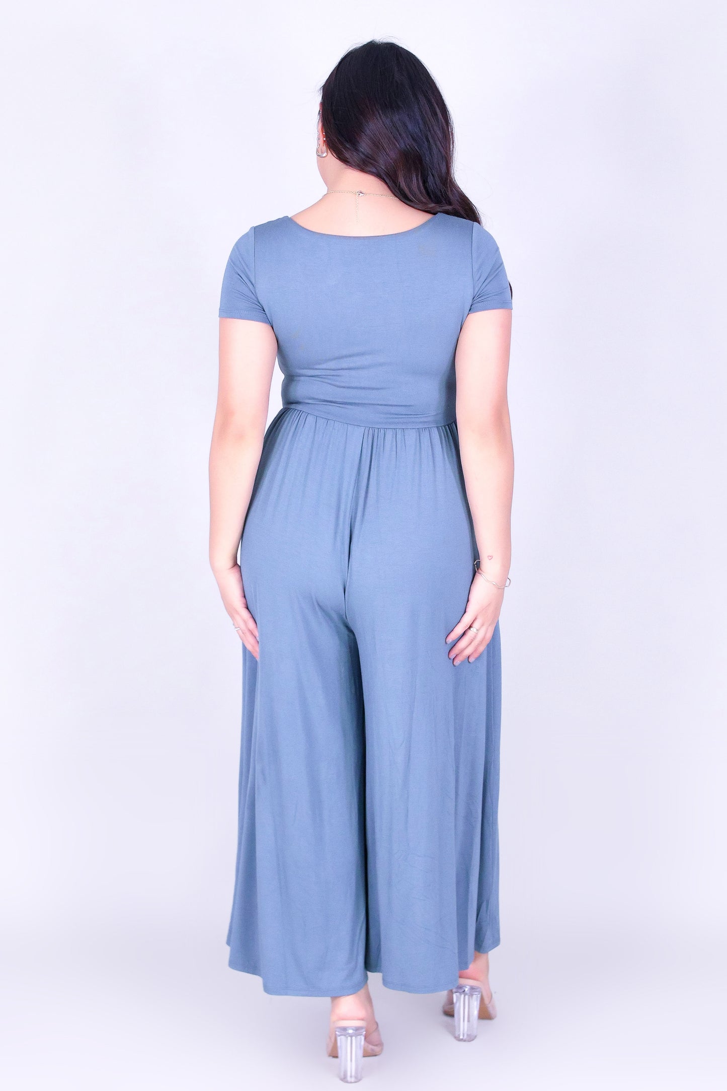 THE EFFORTLESS JUMPSUIT