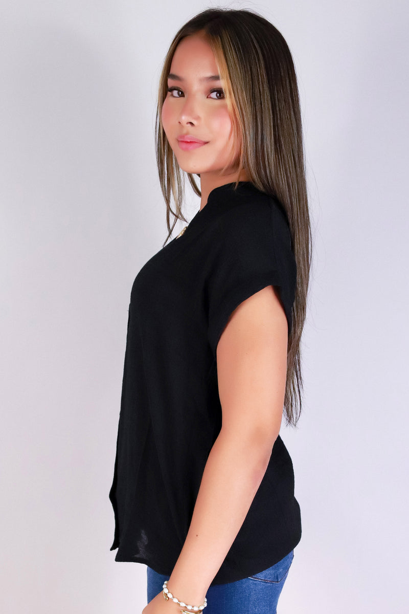 Jeans Warehouse Hawaii - S/S SOLID WOVEN CASUAL TOPS - VA-VA VEE TOP | By TIMING