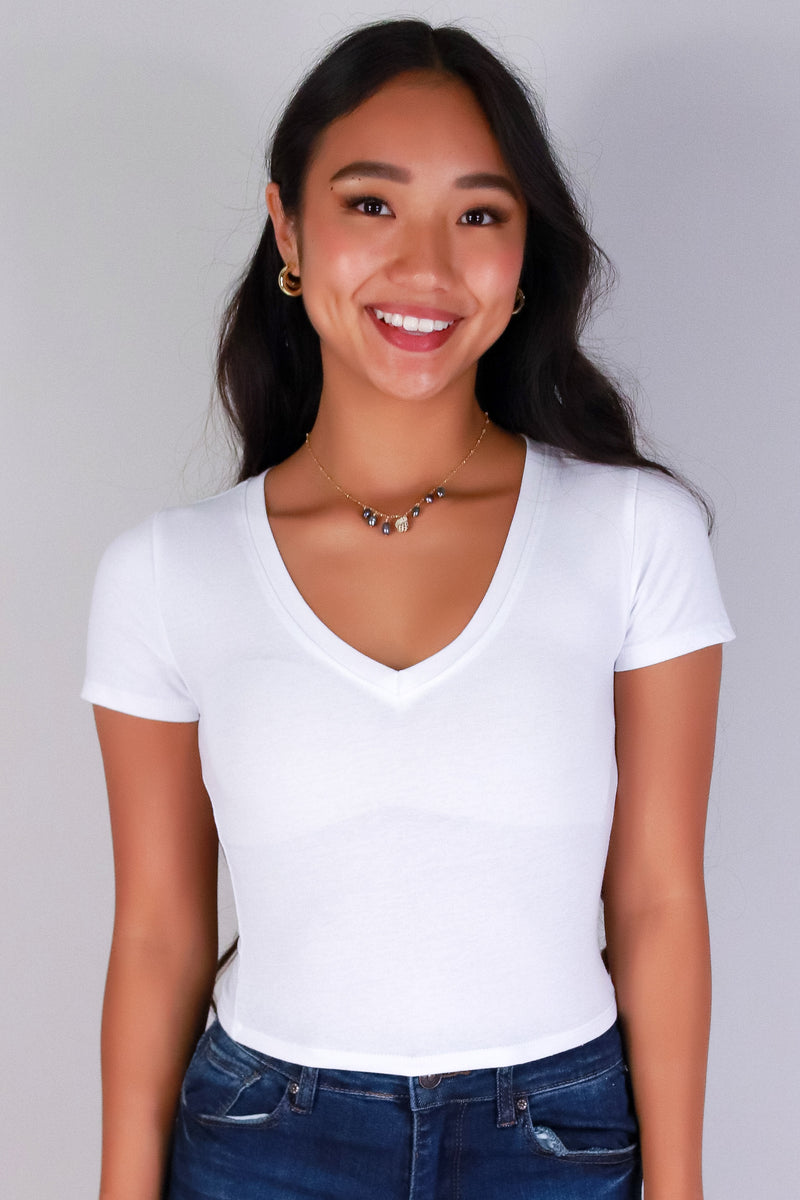 Jeans Warehouse Hawaii - S/S SOLID BASIC - EVERY GIRL NEEDS THIS TOP | By SHINE IMPORTS /BOZZOLO