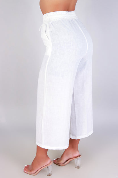 Jeans Warehouse Hawaii - SOLID WOVEN CAPRI'S - ENDLESS SUMMER CAPRI'S | By ZENANA (KC EXCLUSIVE,INC