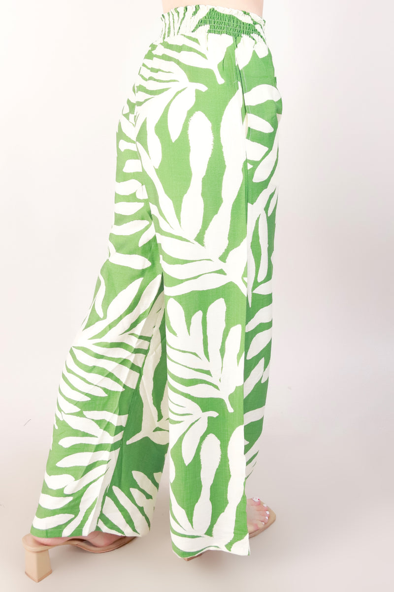 Jeans Warehouse Hawaii - PRINT WOVEN PANTS - ALWAYS BLOOMING PANTS | By I JOAH