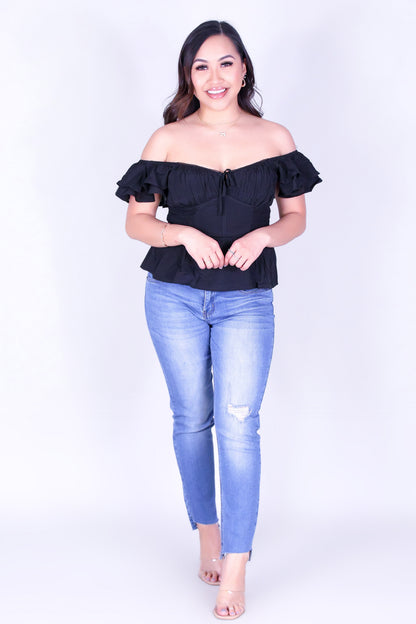 PRETTY IN RUFFLES TOP