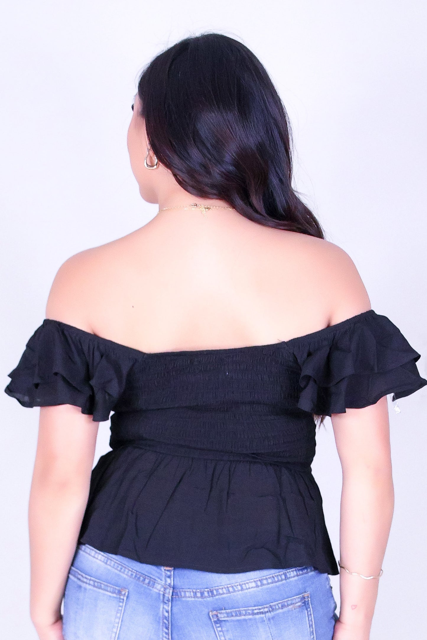 PRETTY IN RUFFLES TOP