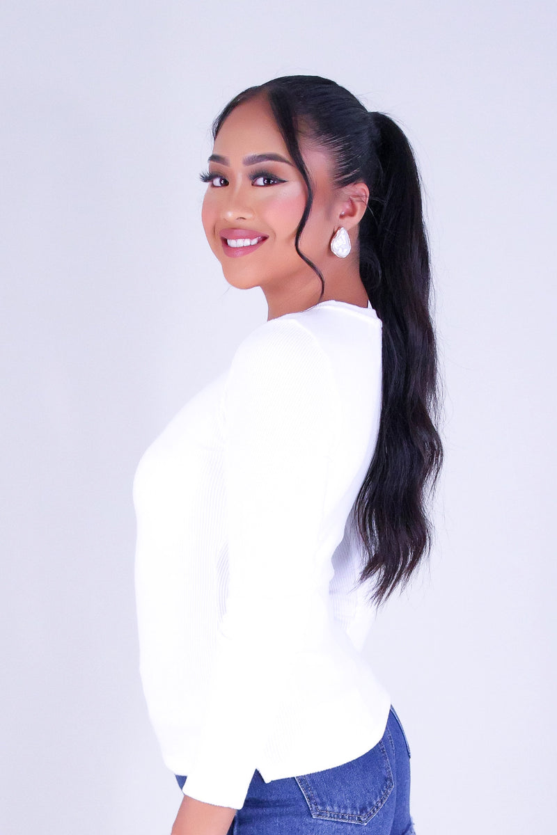 SMOOTH LINES LONG SLEEVE TOP