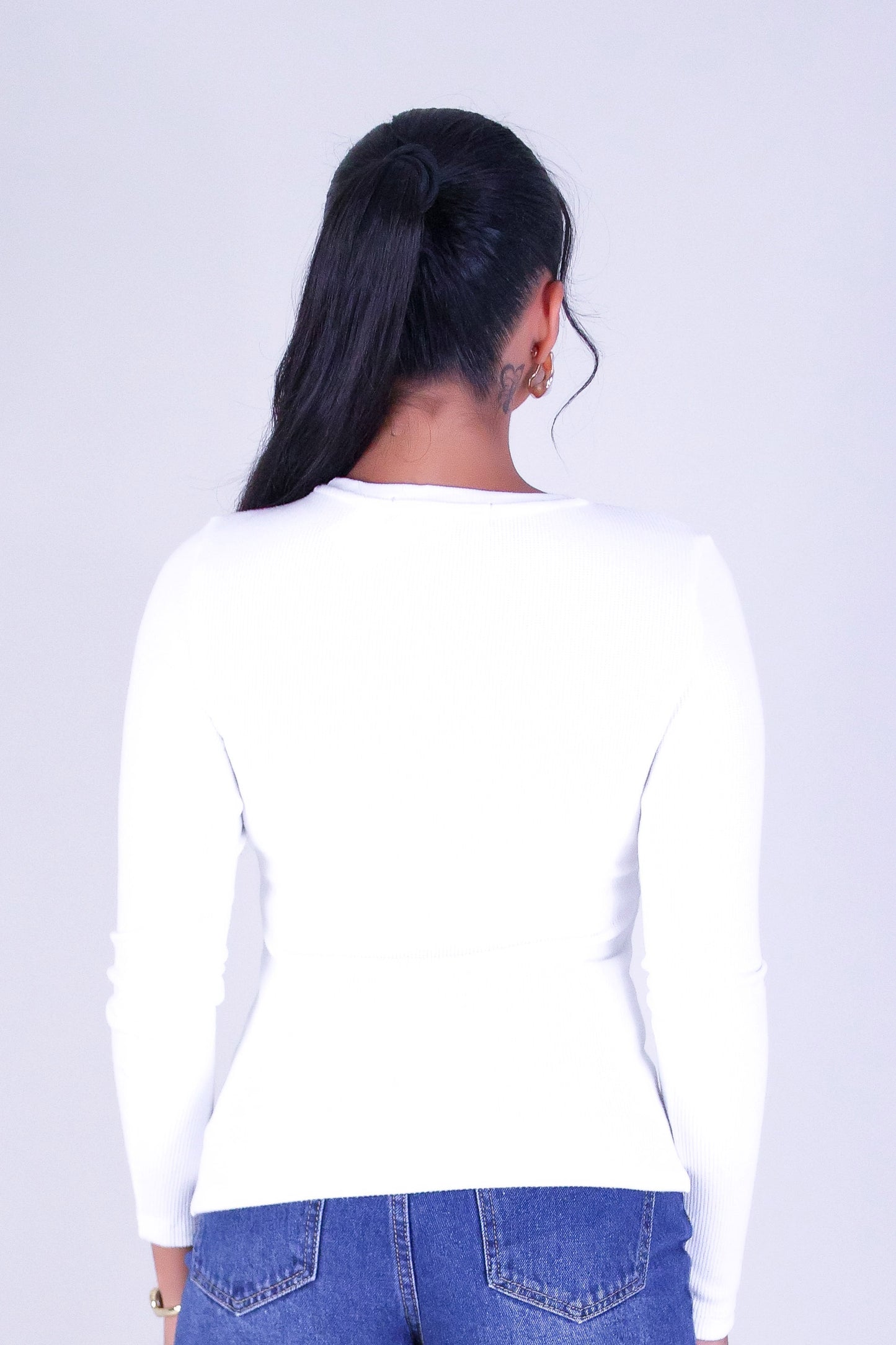 SMOOTH LINES LONG SLEEVE TOP