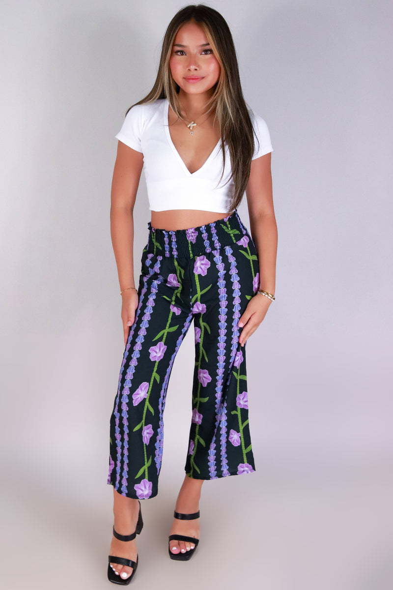 Jeans Warehouse Hawaii - PRINT WOVEN PANTS - POHUEHUE SMOCK WAIST CAPRI PANTS | By LUZ