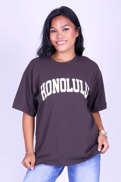 HONOLULU OVERSIZED VARSITY TEE