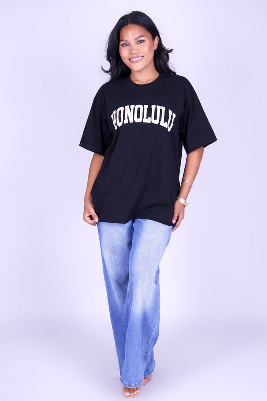 HONOLULU OVERSIZED VARSITY TEE