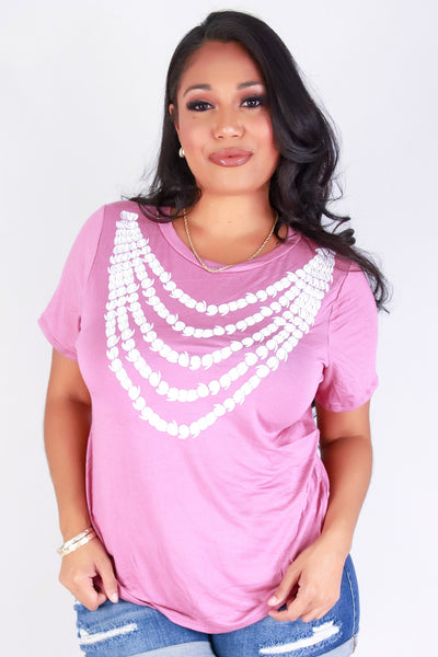 Jeans Warehouse Hawaii - PLUS S/S SCREENS - 5 STRAND PIKAKE LEI TEE | By LUZ