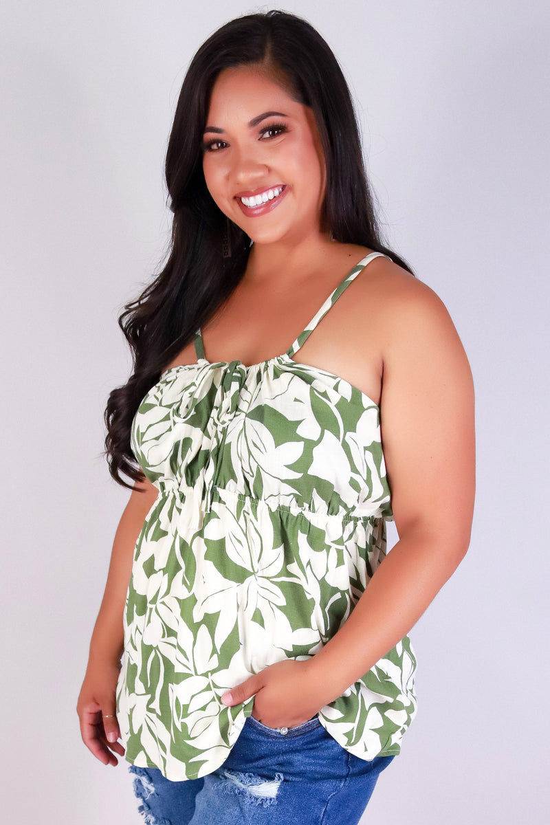 Jeans Warehouse Hawaii - PLUS S/L PRINT WOVEN TOPS - BOLD IN BLOOM TOP | By STYLE TREE INC