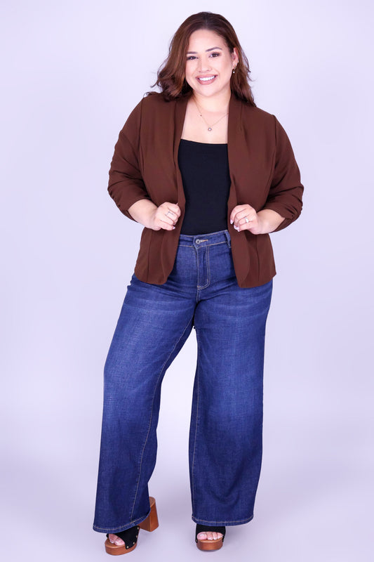IN BUSINESS BLAZER