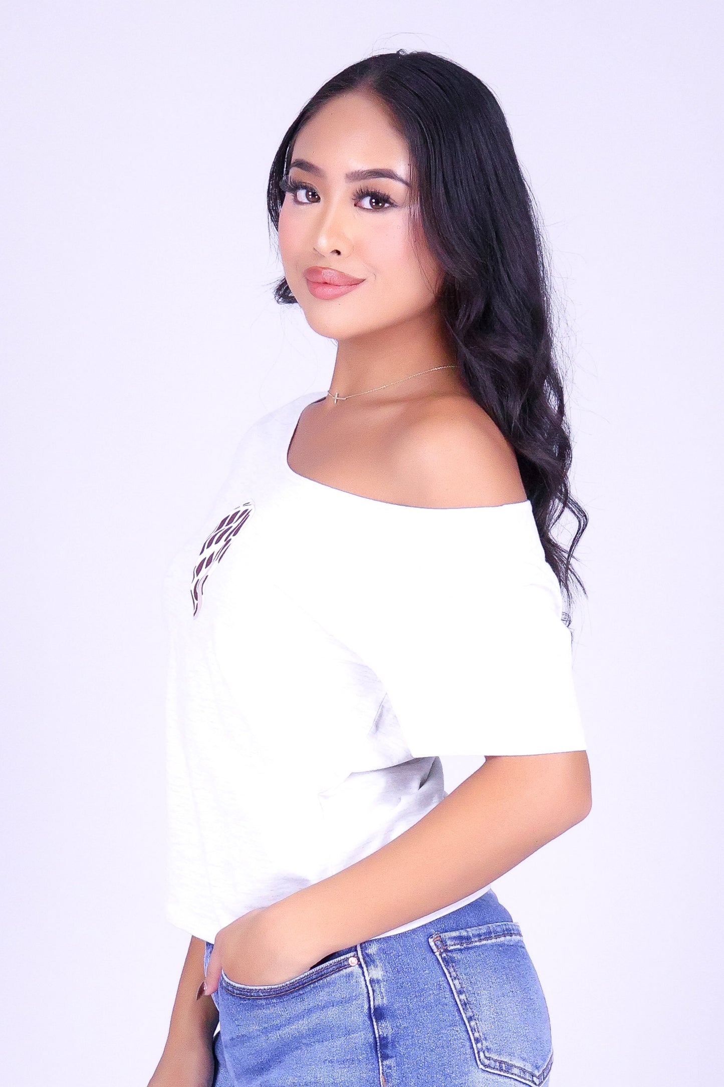 HEBREW SHELL OFF SHOULDER TEE