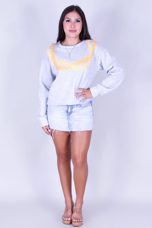TWISTED PUAKENIKENI LEI SWEATER