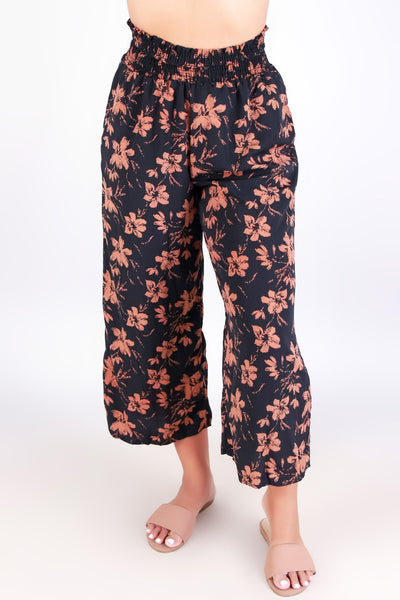 Jeans Warehouse Hawaii - PRINT WOVEN CAPRI'S - FLUTTER CHIC SMOCKED WAIST CAPRI'S | By PAPERMOON/ B_ENVIED
