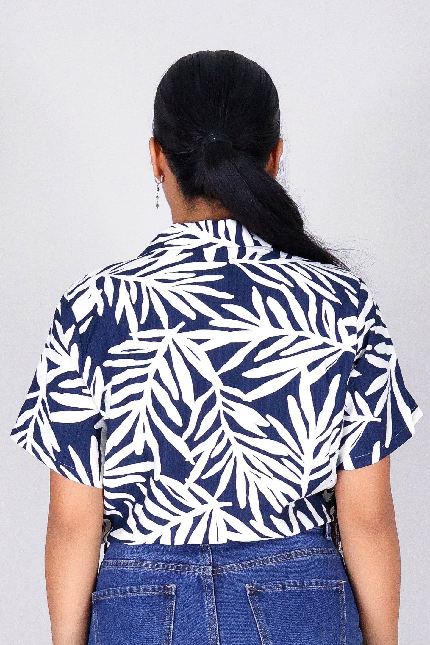 SUNLEAF BUTTON DOWN TOP