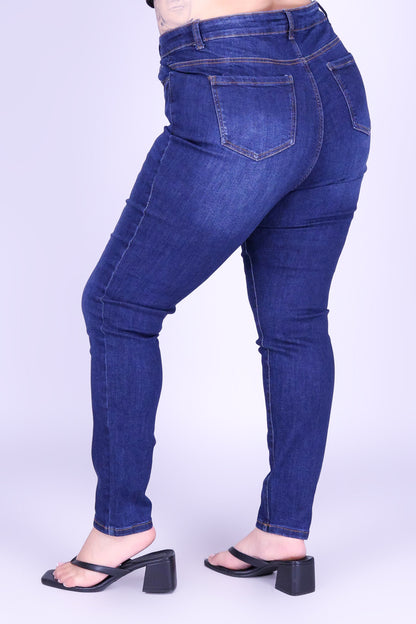 EVERYDAY FIT SKINNY JEANS