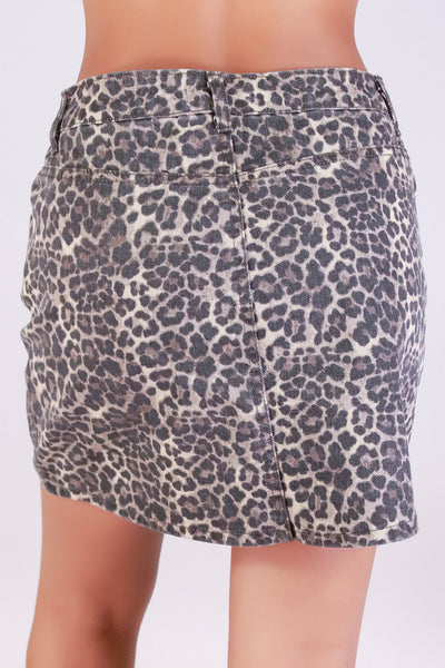 Jeans Warehouse Hawaii - DENIM SHORT SKIRT - UNTAMED CHIC SKIRT | By ACTIVE USA