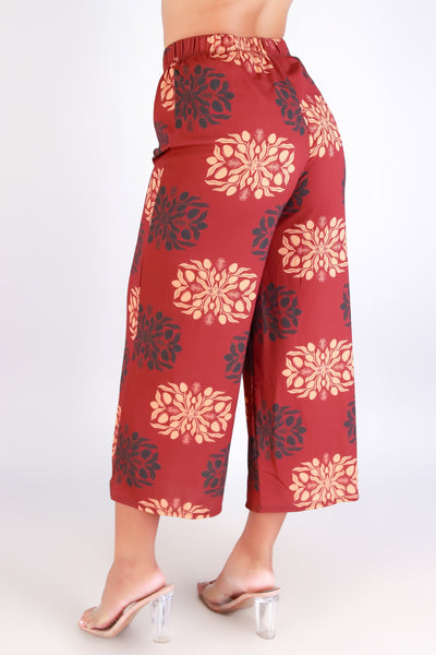 Jeans Warehouse Hawaii - PRINT WOVEN CAPRI'S - MANGO QUILT CAPRI'S | By LUZ