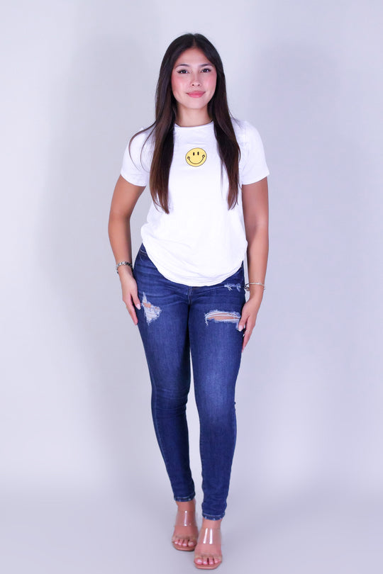 SMILEY FACE TEE
