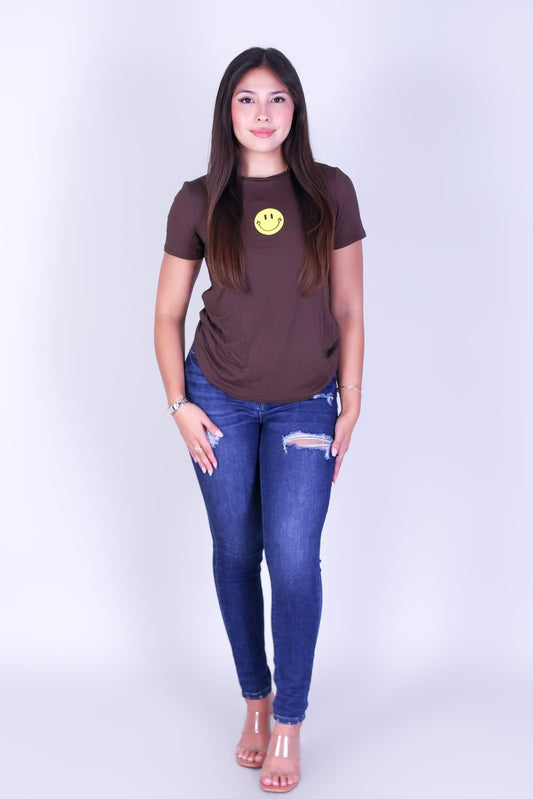 SMILEY FACE TEE