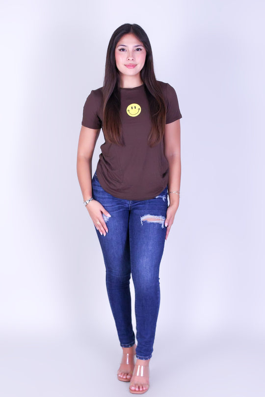 SMILEY FACE TEE