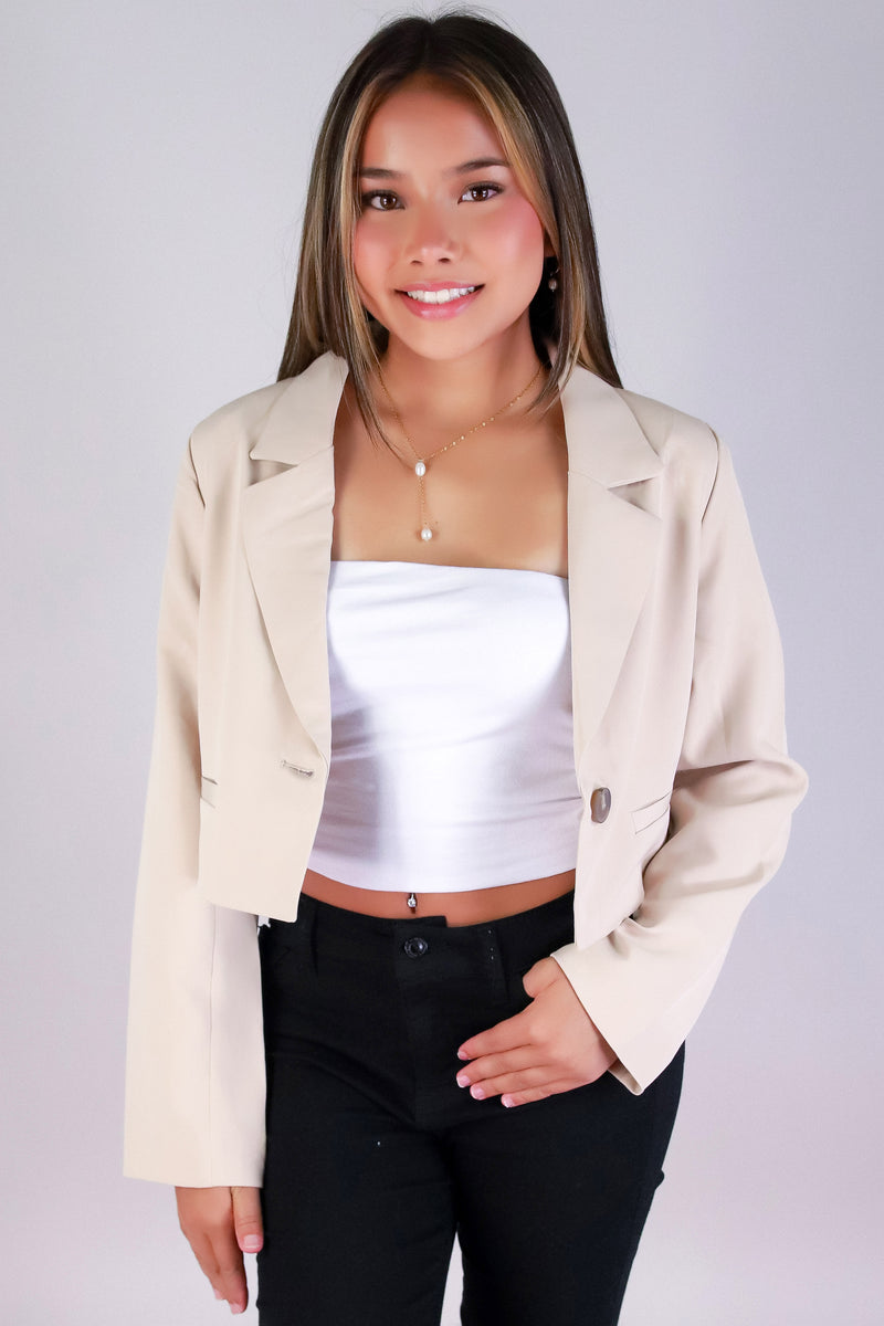 Jeans Warehouse Hawaii - BLAZERS/FASHION JKTS - THE POWER CROP BLAZER | By ULTIMATE OFFPRICE