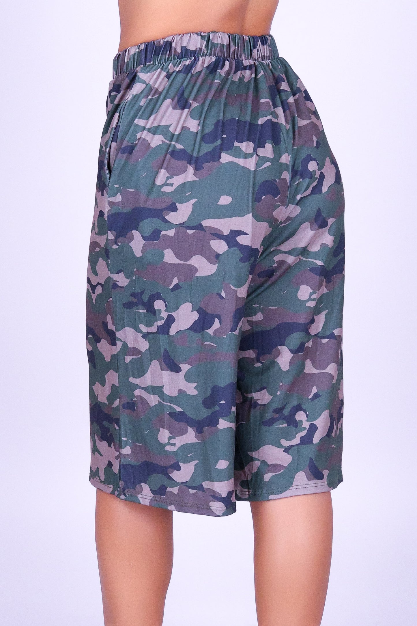 LIMITLESS FIT JORTS
