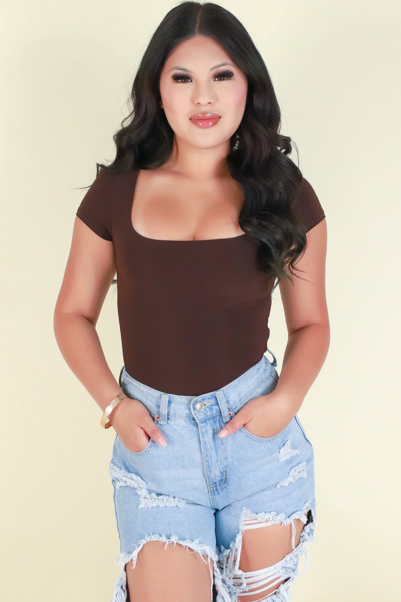 Jeans Warehouse Hawaii - Bodysuits - 20230531 - bdys s/s squar neck dbl l - CHOC | By TIMING