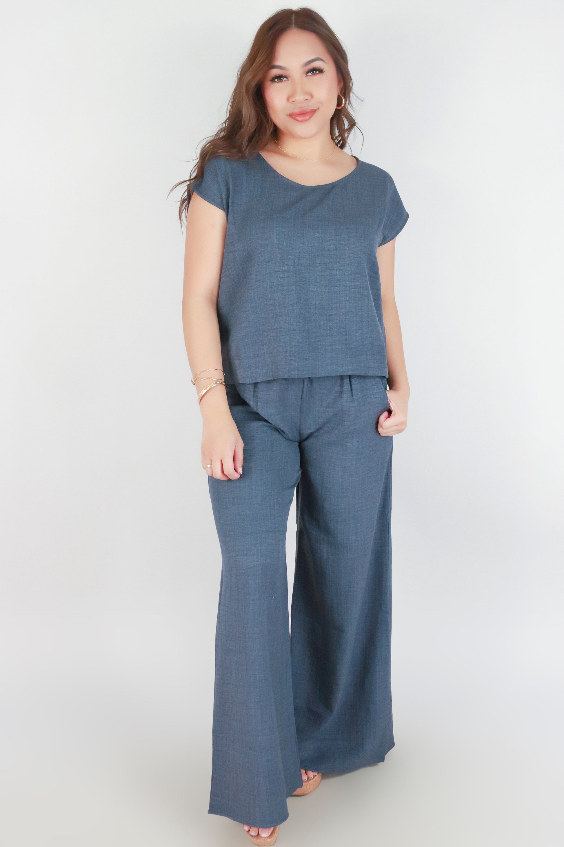 Jeans Warehouse Hawaii - SOLID WOVEN PANTS - PULL ON WIDE LEG PANTS | By OLIVE & CO
