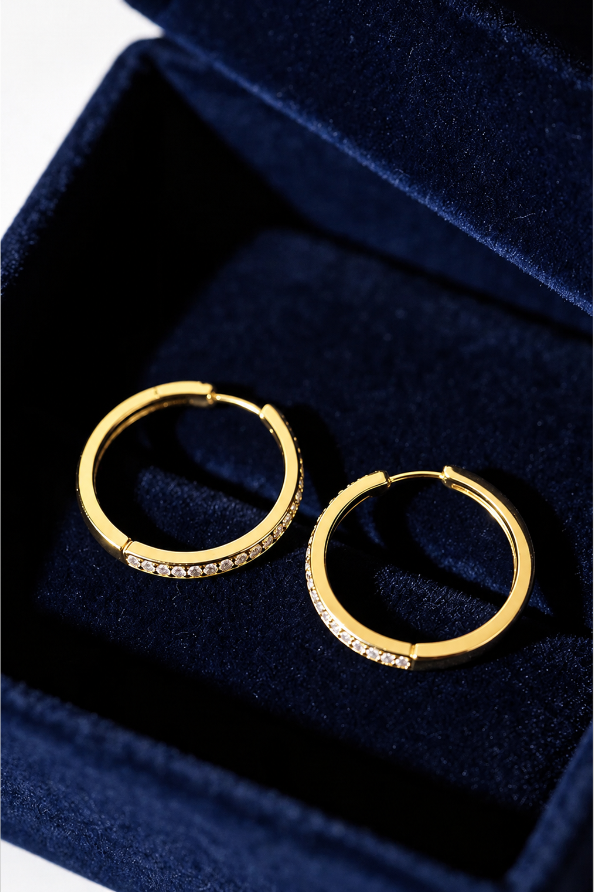 ASPEN EDGE HOOP EARRINGS