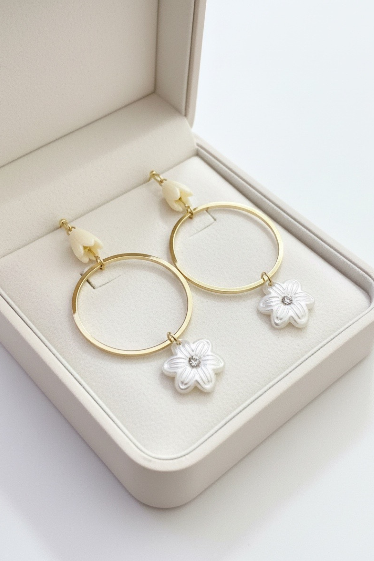 PIKAKE SPACED PLUMERIA HOOP EARRINGS