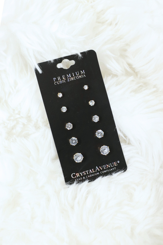 GOLD MULTI SIZE STUDS
