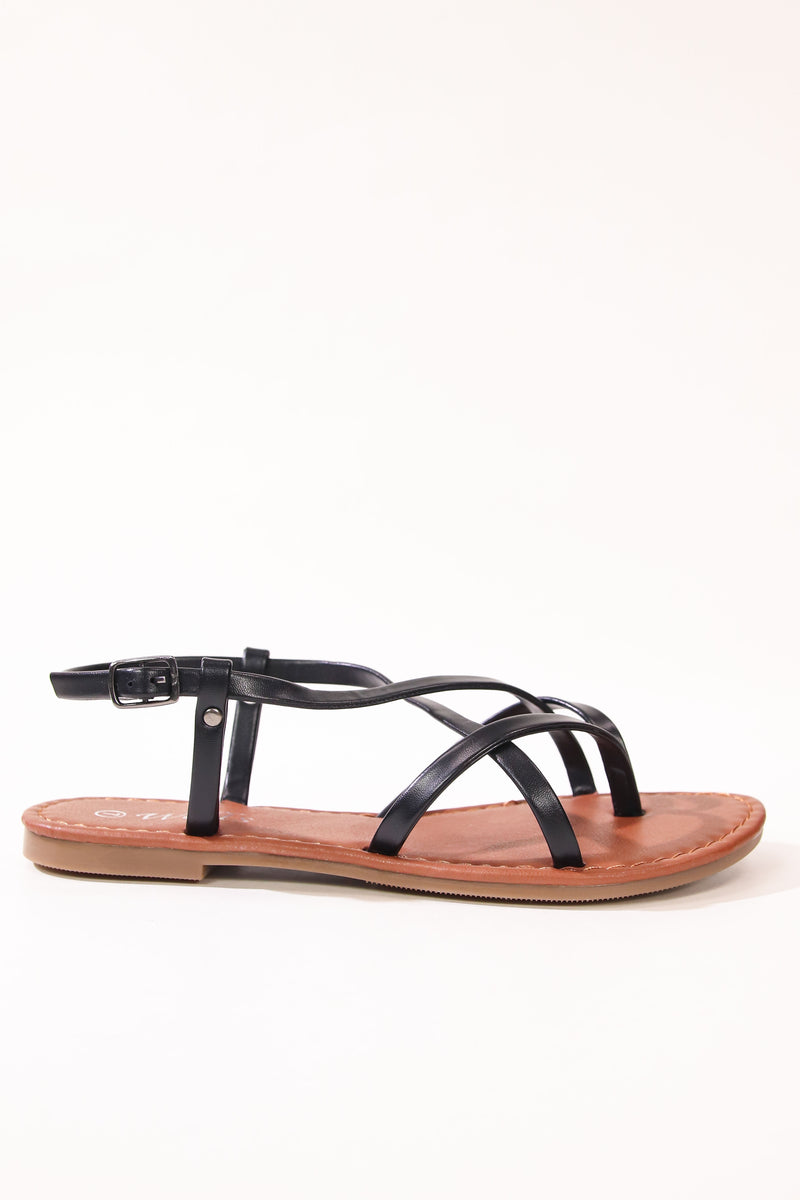 Jeans Warehouse Hawaii - FLATS CLOSED BACK - HERE I COME SANDAL | By WELLS FOUNTAIN INC.