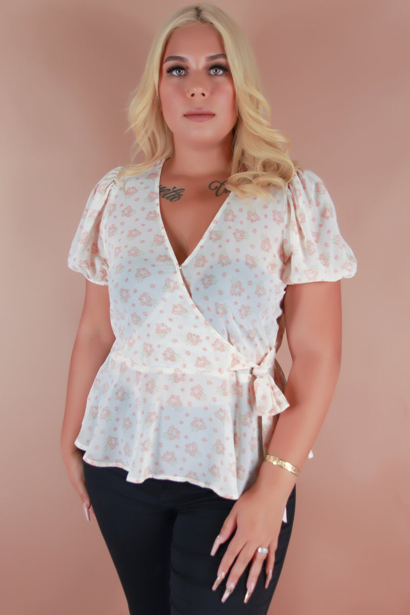 Jeans Warehouse Hawaii - PLUS S/S PRINT WOVEN TOPS - SO WORTH IT TOP | By TALENT