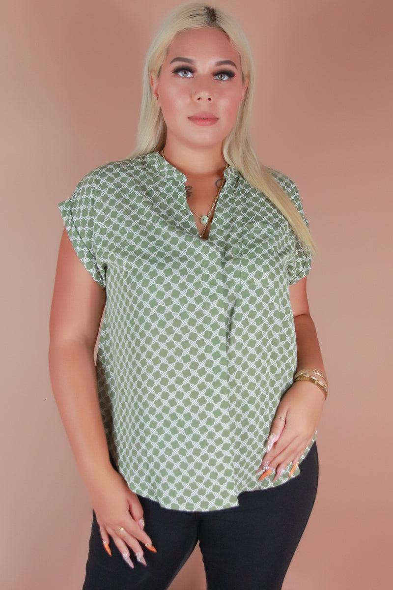 Jeans Warehouse Hawaii - PLUS S/S PRINT WOVEN TOPS - TRY AGAIN TOP | By TALENT